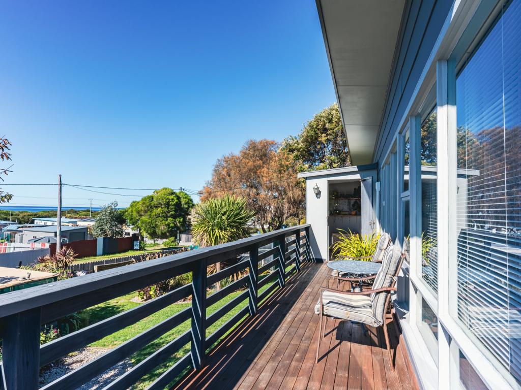 16 Beaumaris Ave, Beaumaris, TAS 7215