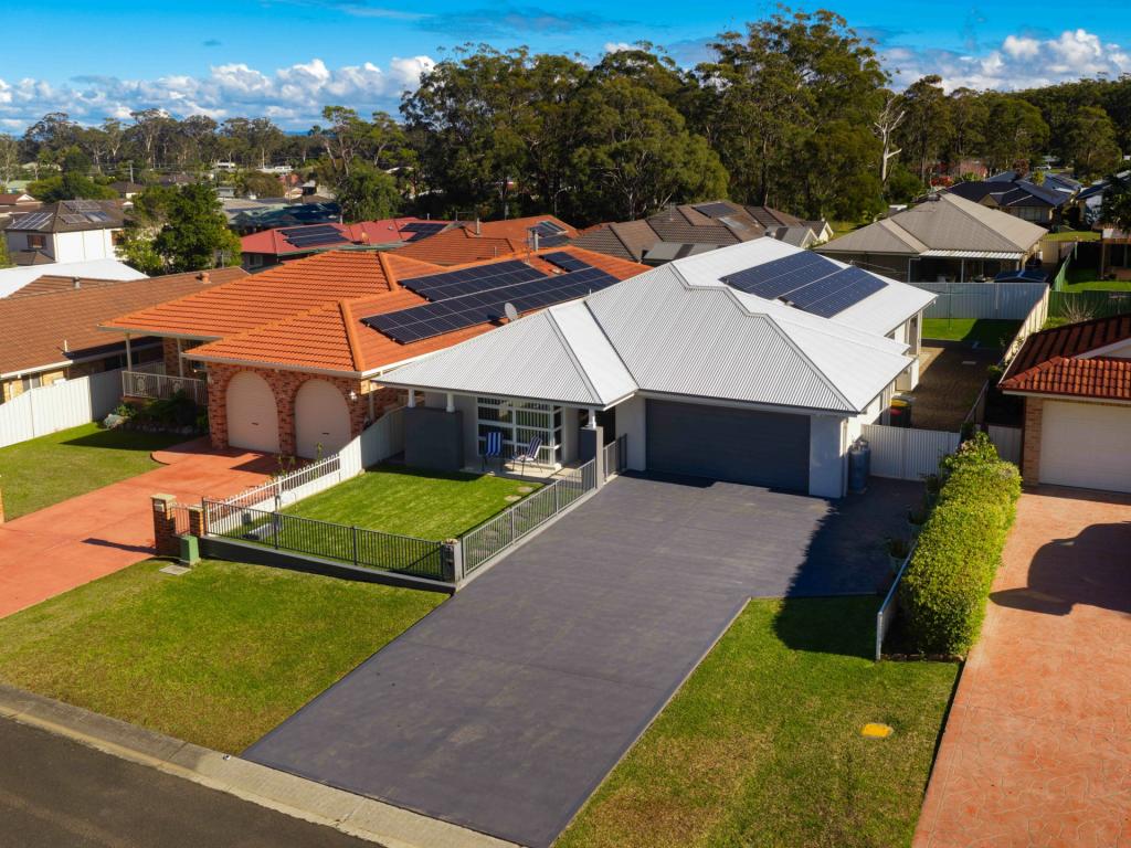 25 Hunter St, Callala Bay, NSW 2540