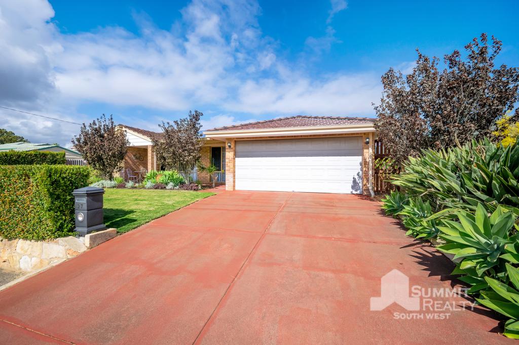 27 Crampton Ave, Eaton, WA 6232