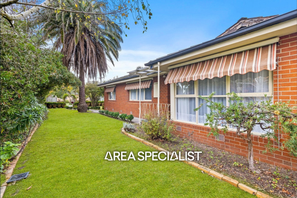 12 Johnson Dr, Glen Waverley, VIC 3150