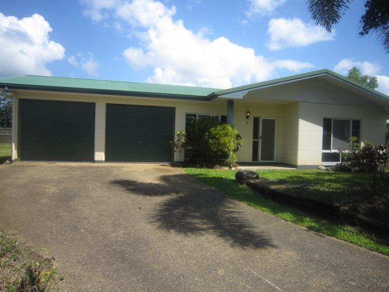 1 Bee Cl, Bentley Park, QLD 4869