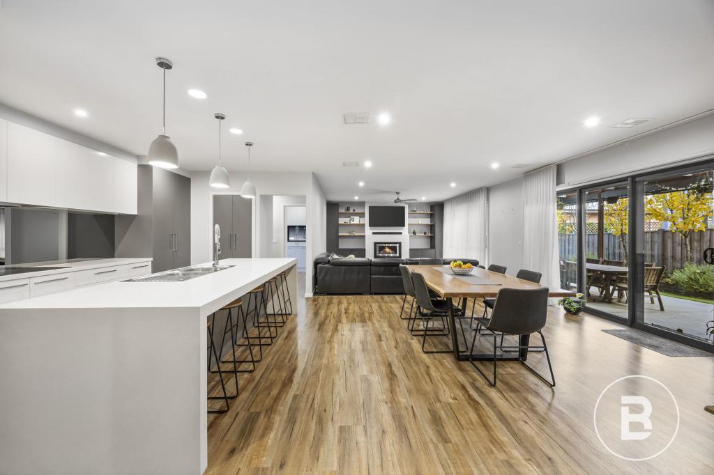 11 CAPITAL ST, ALFREDTON, VIC 3350