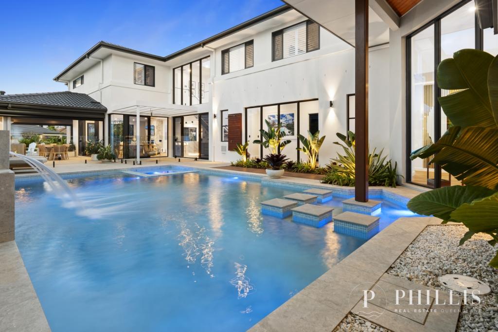 2566 Cressbrook Dr, Hope Island, QLD 4212