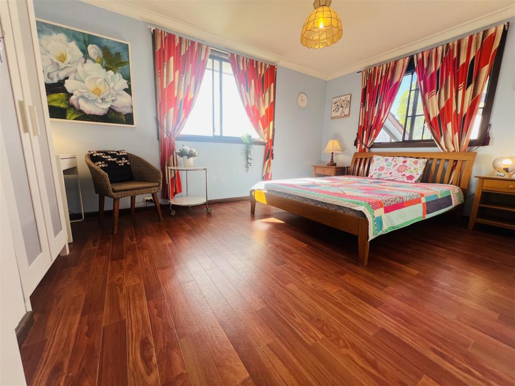 32 Kibo Rd, Regents Park, NSW 2143