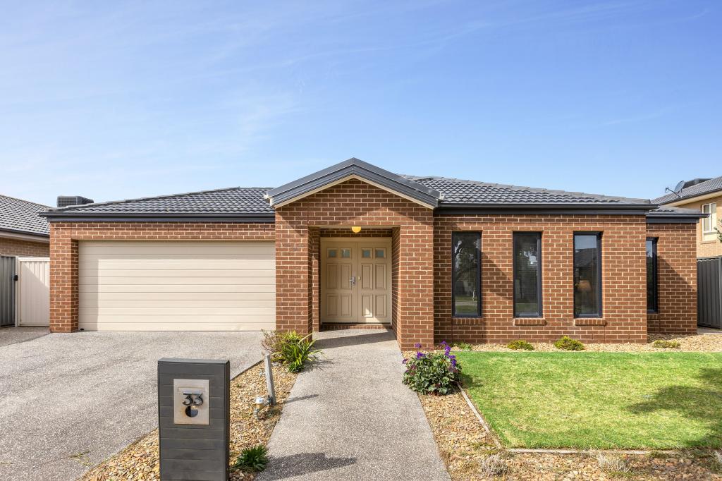 33 NANKEEN AVE, LARA, VIC 3212