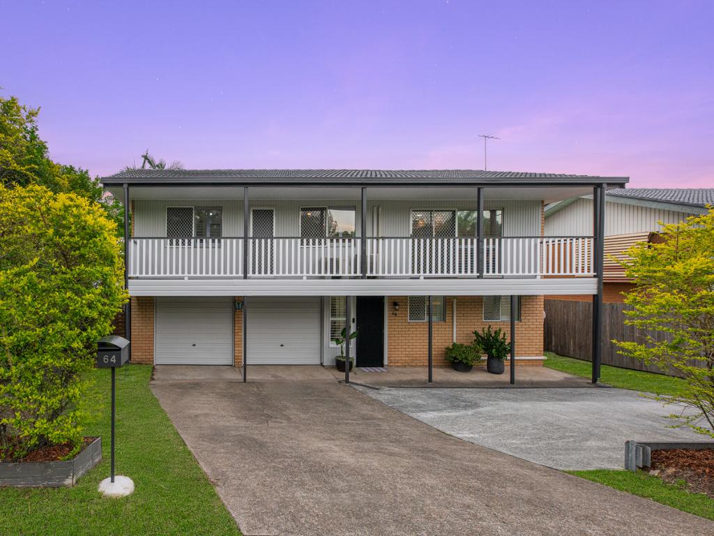 64 DANDENONG RD, JAMBOREE HEIGHTS, QLD 4074