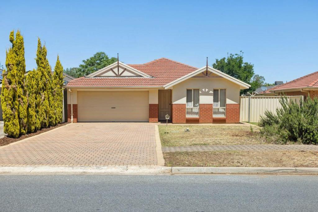 96 Burton Rd, Paralowie, SA 5108