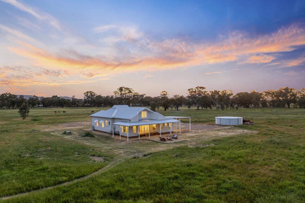 76 Moglonemby Rd, Euroa, VIC 3666