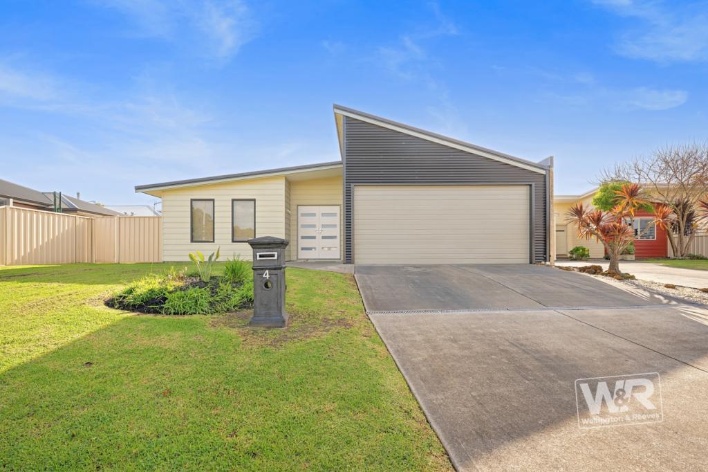 4 Hogarth Rd, Mckail, WA 6330