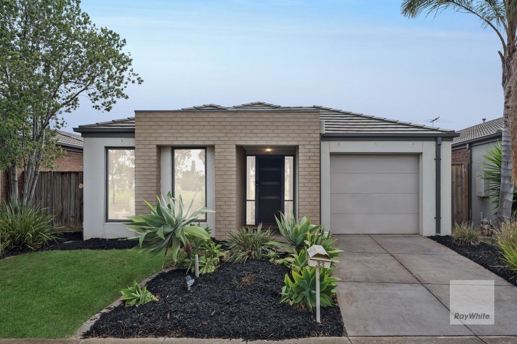 33 BURSWOOD DR, WYNDHAM VALE, VIC 3024