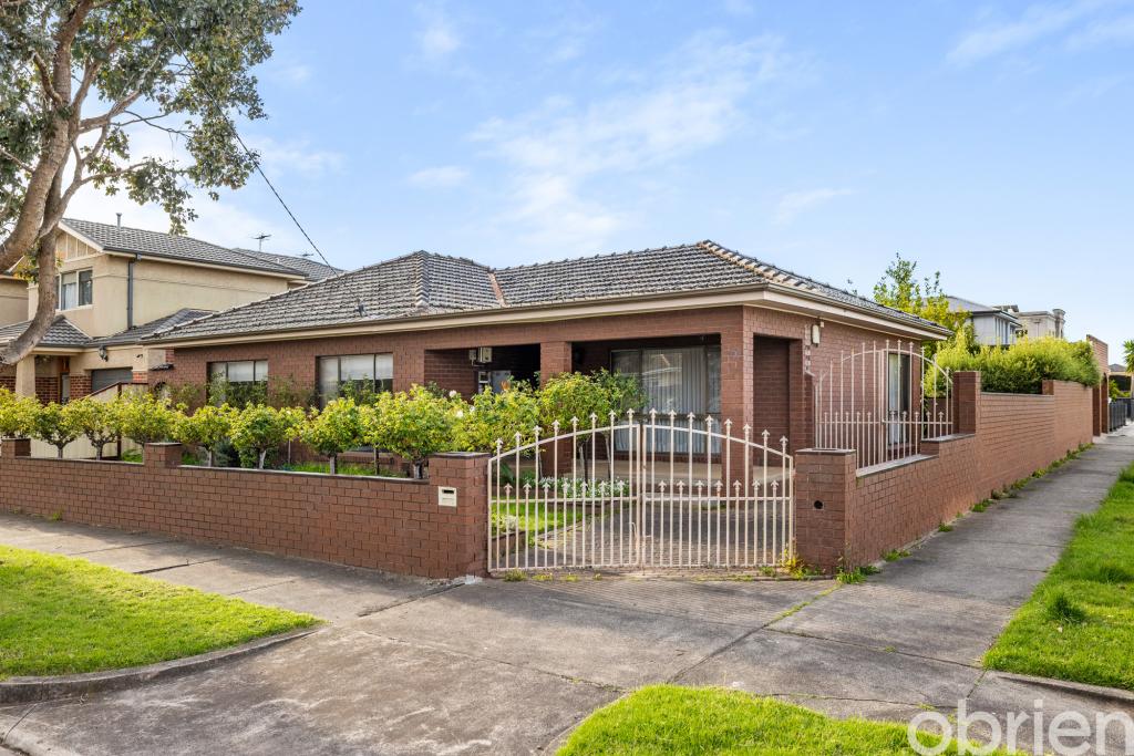 6 TANGYES ST, PASCOE VALE, VIC 3044