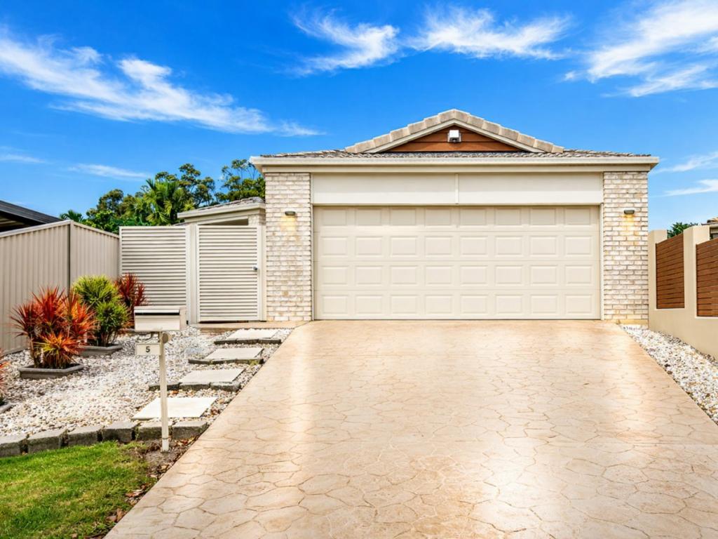 5 Felix Ct, Merrimac, QLD 4226