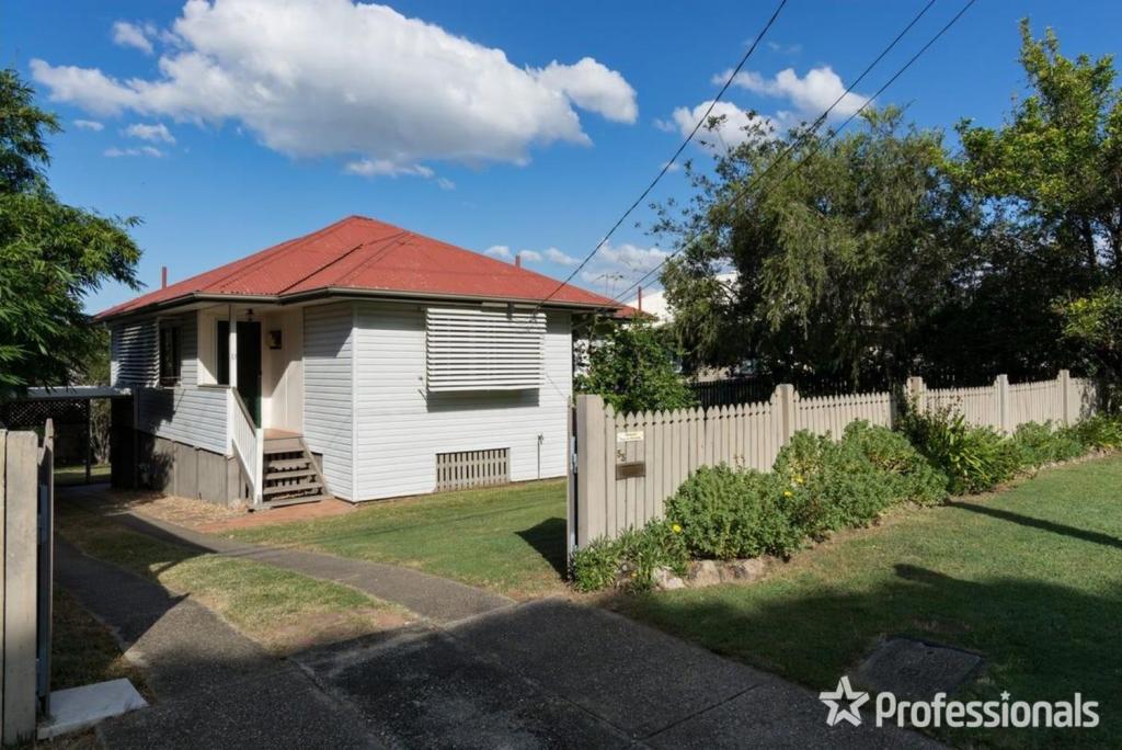 53 Kanangra St, Stafford, QLD 4053