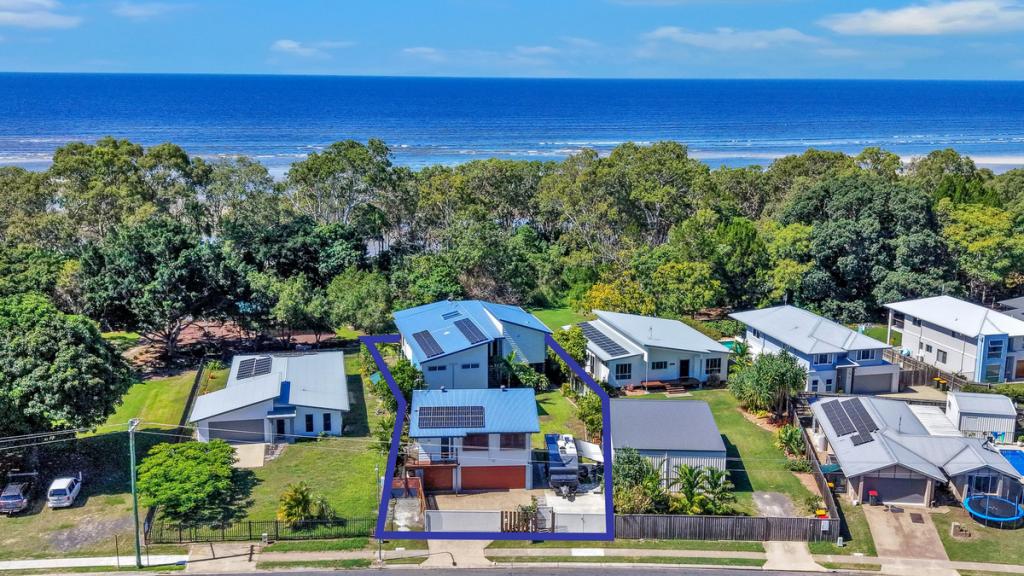 178 Kingfisher Pde, Toogoom, QLD 4655