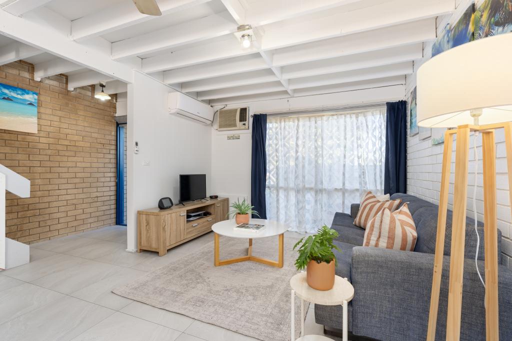 7/429 GRIFFITH RD, LAVINGTON, NSW 2641