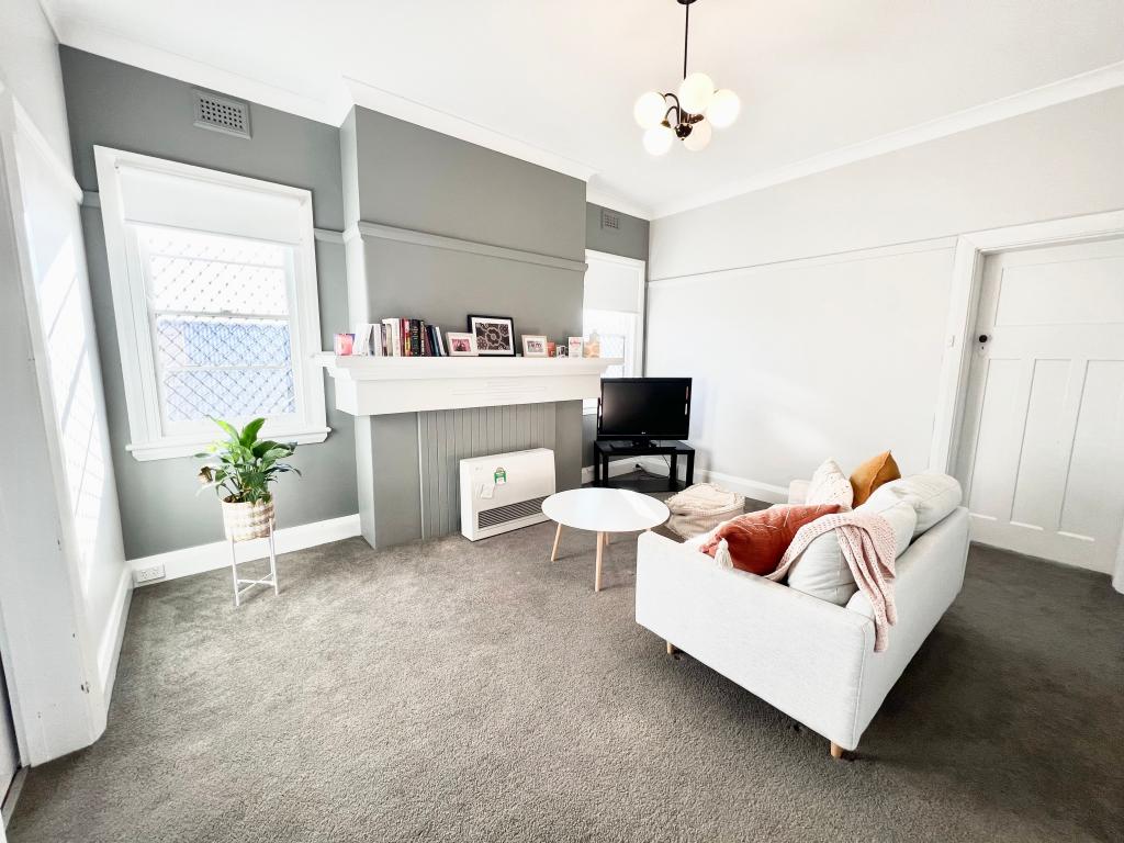 2/107 Sale St, Orange, NSW 2800