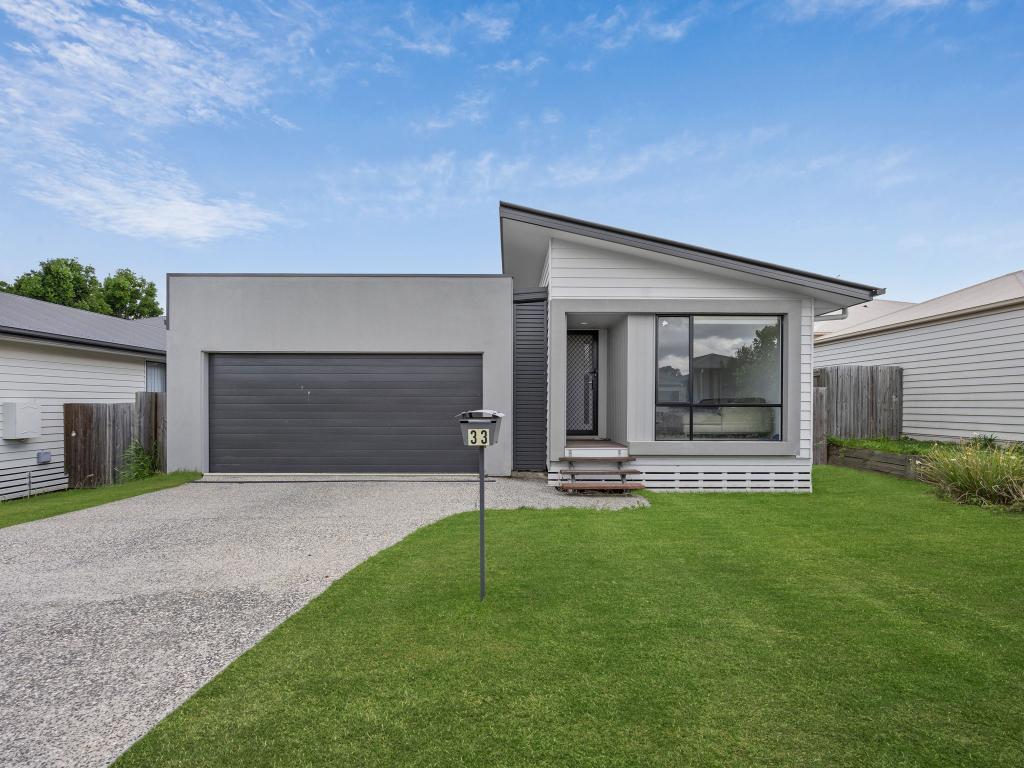 33 Wood Dr, Redbank Plains, QLD 4301