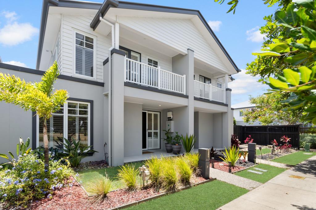 212 Lakeview Prom, Newport, QLD 4020