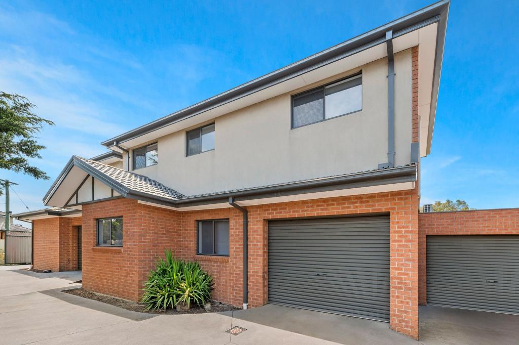 2/1B NENE AVE, GLENROY, VIC 3046