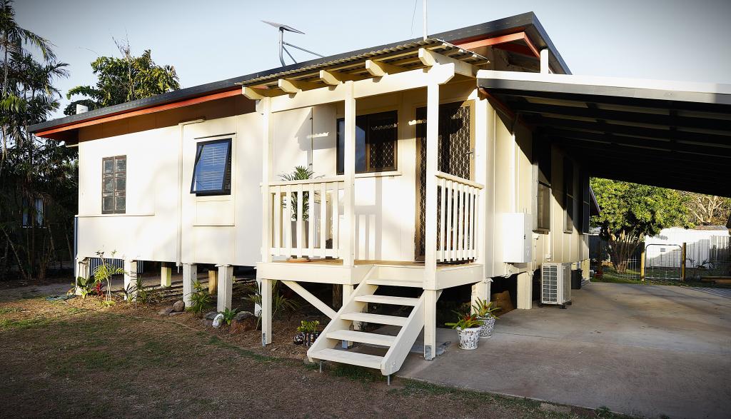 49 Wattle St, Forrest Beach, QLD 4850