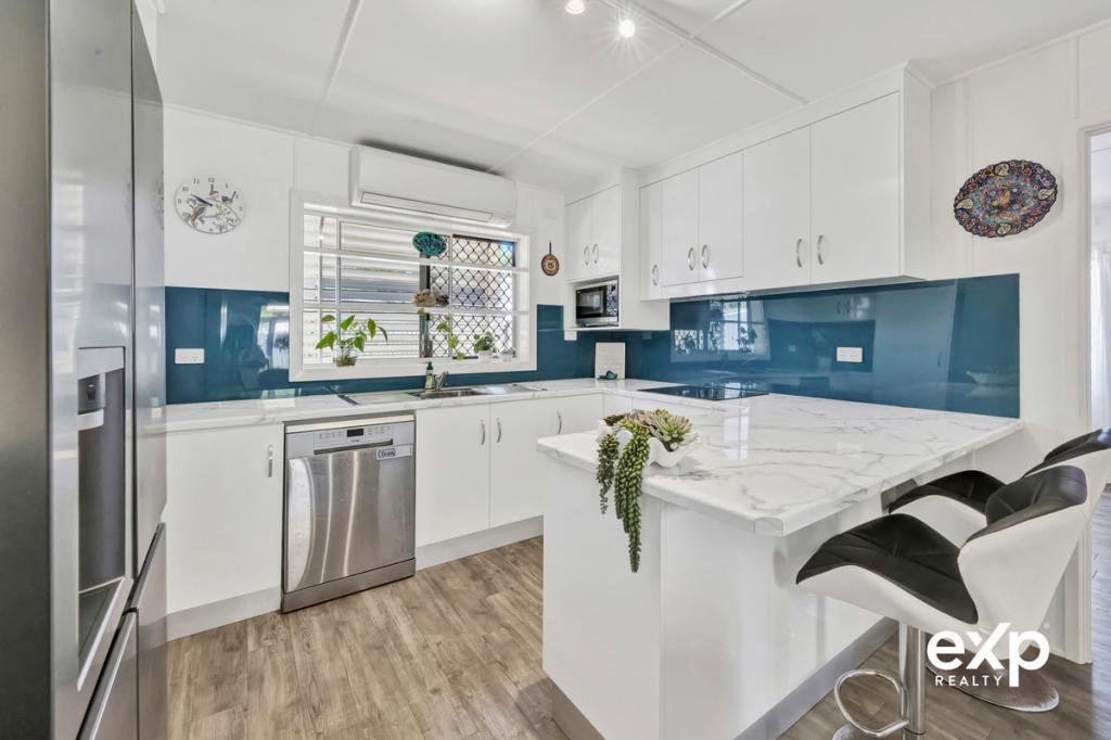 1&2/32 Finch St, Slade Point, QLD 4740