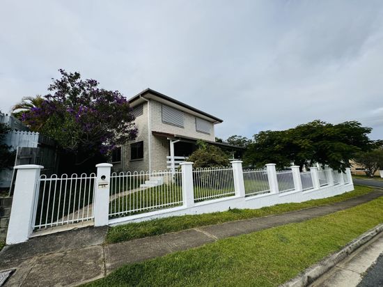 24 Sibyl St, Southport, QLD 4215