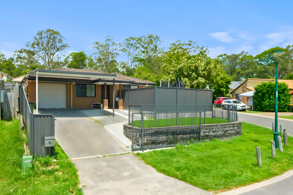 18 Flower Pl, Richlands, QLD 4077