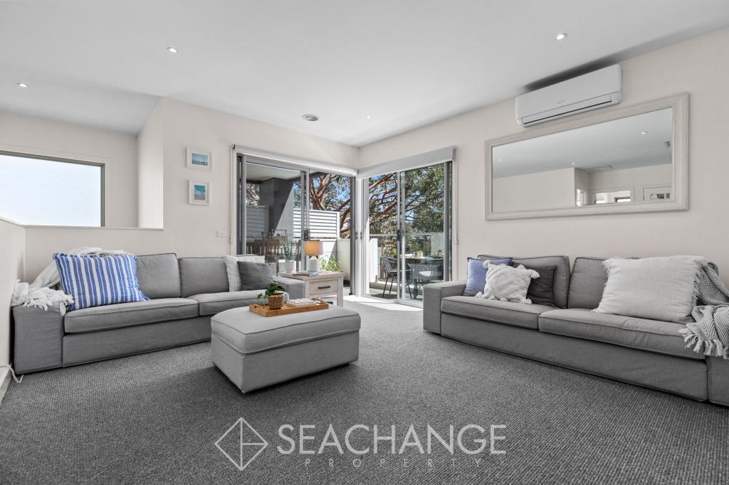 2/7 Sunningdale Ave, Mornington, VIC 3931