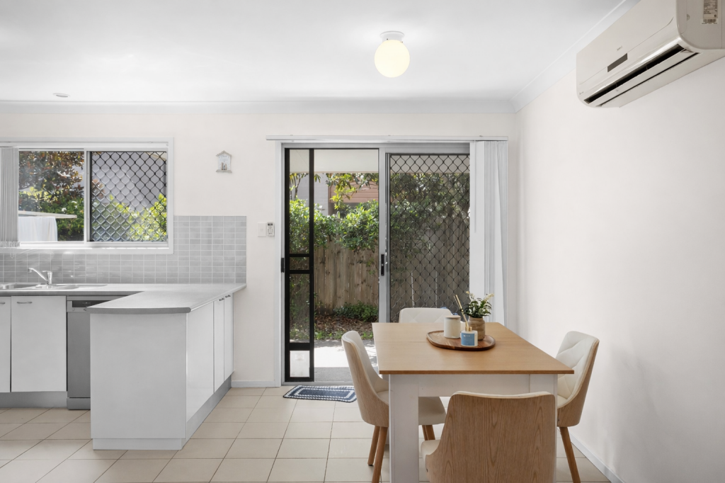 42/131 Mcauley Pde, Pacific Pines, QLD 4211