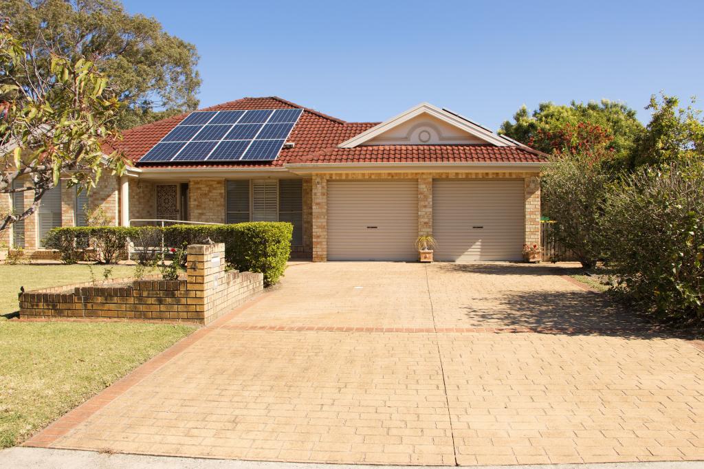 4 ADMIRALTY AVE, TEA GARDENS, NSW 2324