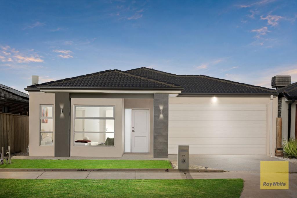 17 FERONIA AVE, TARNEIT, VIC 3029