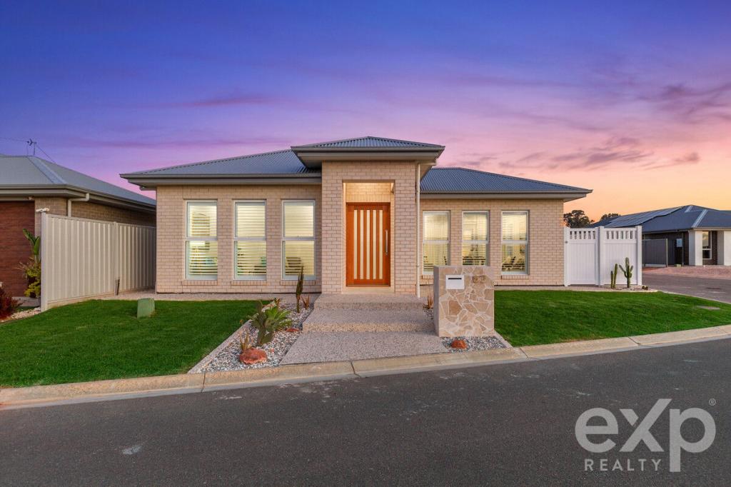 82 LIBERATOR WAY, WALLAROO, SA 5556