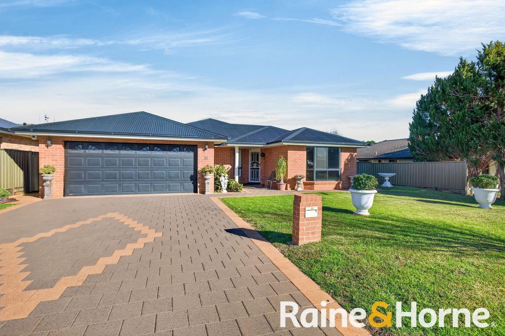 11 ARTHUR SUMMONS ST, DUBBO, NSW 2830