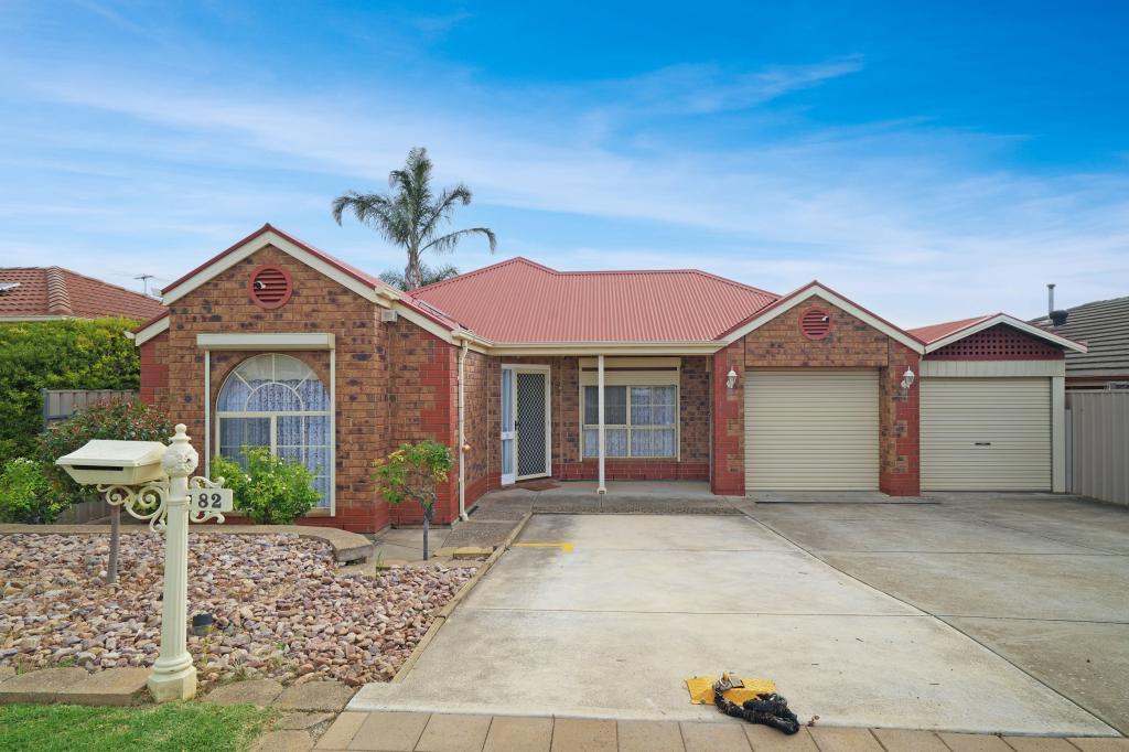 82 SOMERSET GR, CRAIGMORE, SA 5114