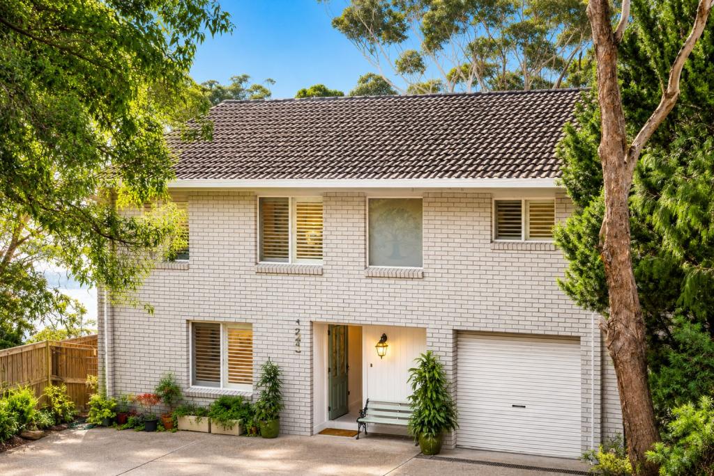 121 Empire Bay Dr, Empire Bay, NSW 2257