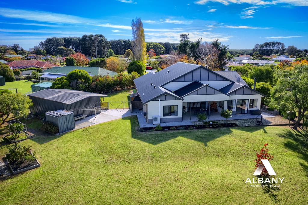 24 Parmelia Way, Mckail, WA 6330
