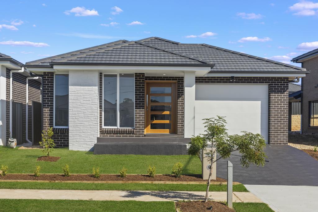 63 Horizon Loop, Oran Park, NSW 2570