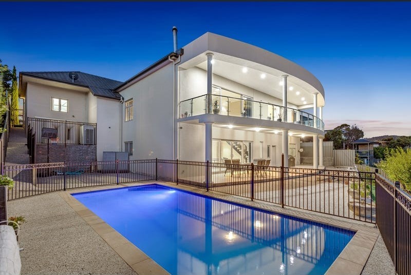 37 Highfield Dr, Craigburn Farm, SA 5051