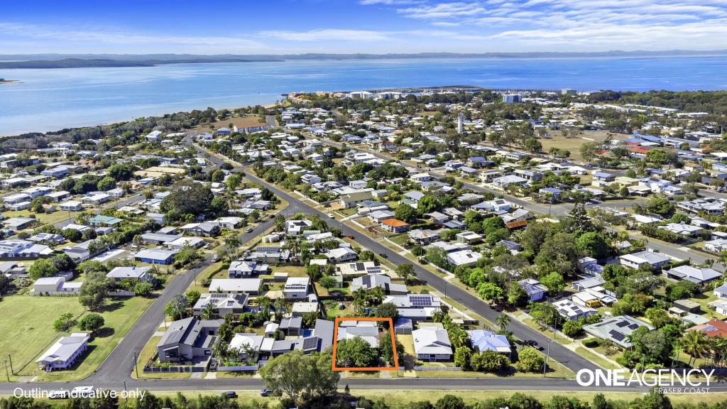 19 Pilot St, Urangan, QLD 4655