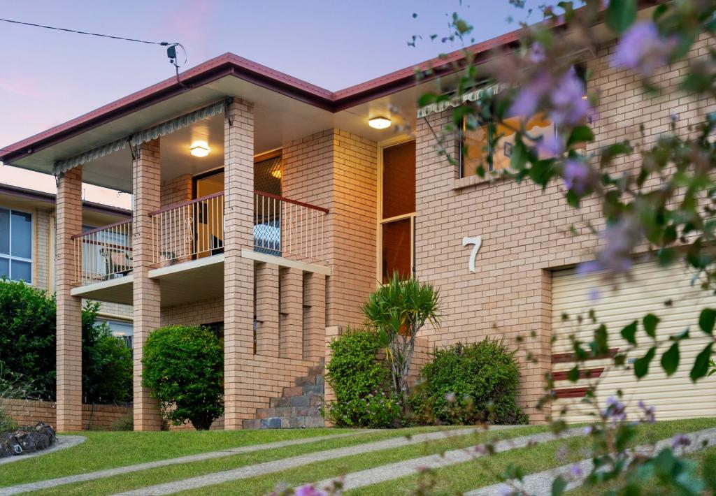 7 Hilarie Ave, Springwood, QLD 4127