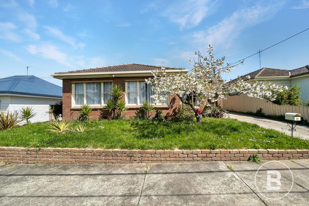 42 ORION ST, SEBASTOPOL, VIC 3356