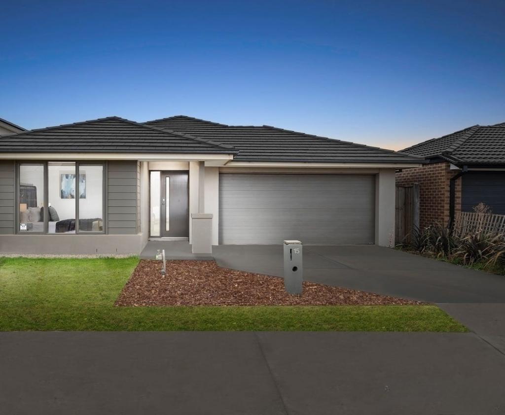 15 Ravine Pl, Thornhill Park, VIC 3335