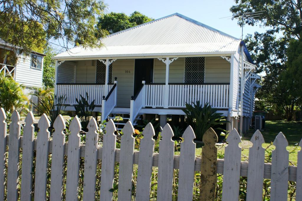 164 Blackstone Rd, Silkstone, QLD 4304