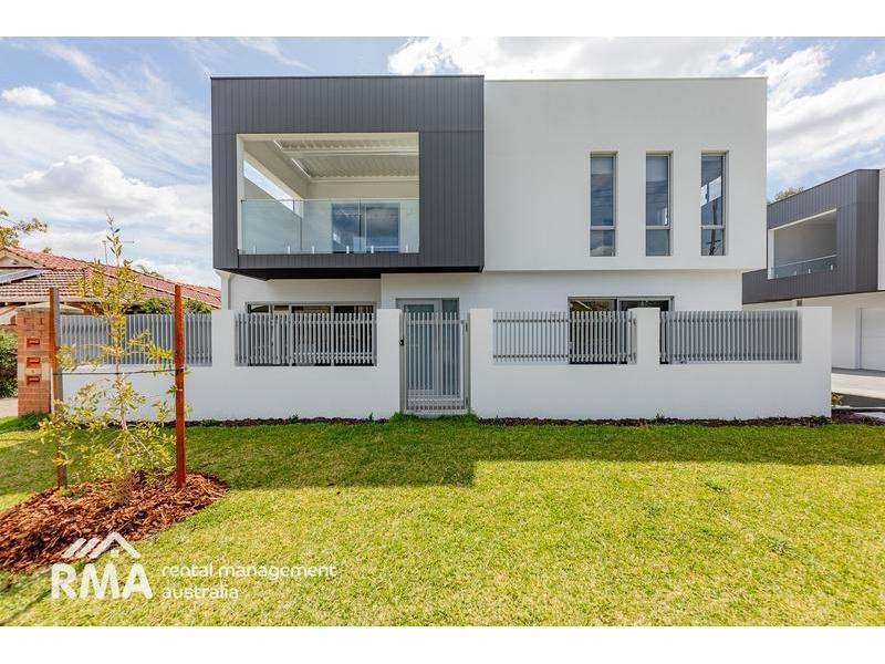 1/4 Pearson Pl, Churchlands, WA 6018