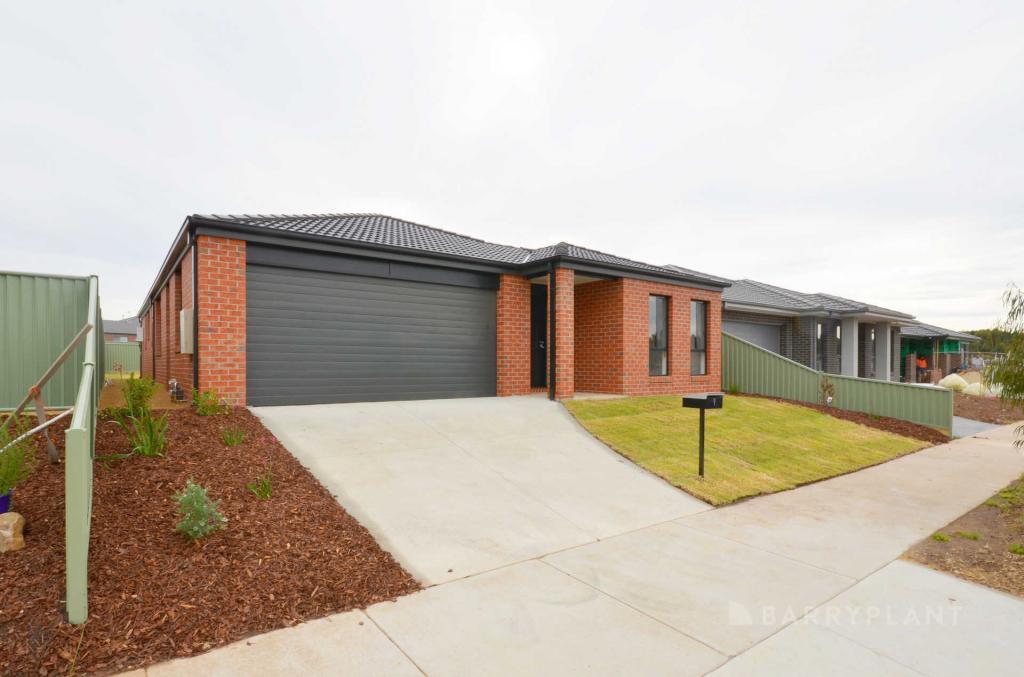 9 Emmy Dr, Miners Rest, VIC 3352