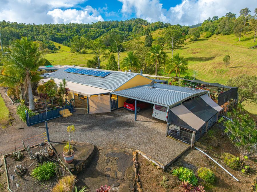 54 Sutton Rd, Coolabine, QLD 4574
