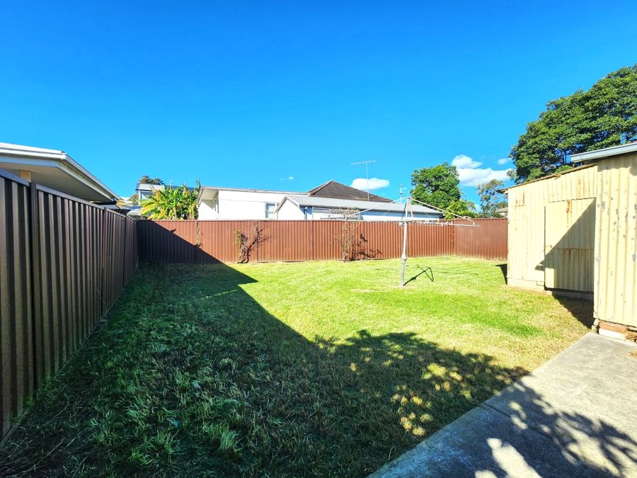Flat 1/18 Railway St, Old Guildford, NSW 2161