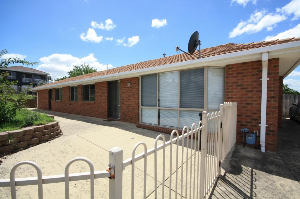 2 Linden Cl, Meadow Heights, VIC 3048