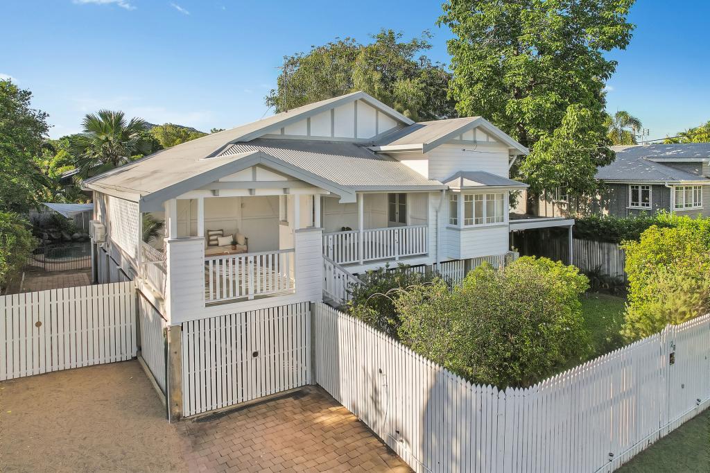 23 Townsend St, Mysterton, QLD 4812