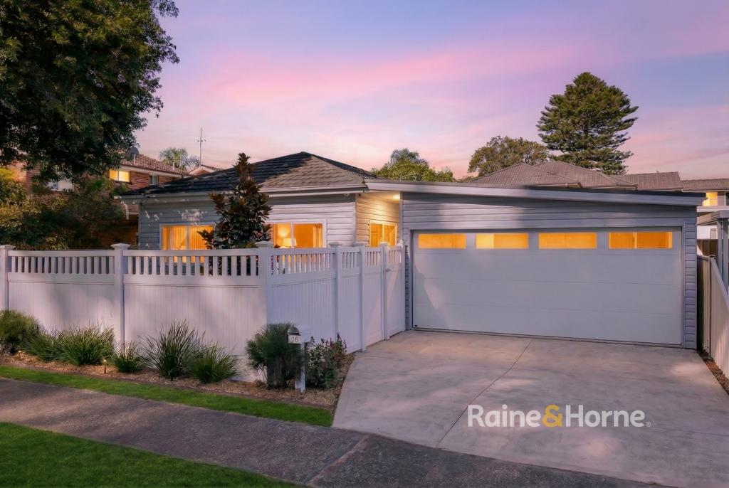 16 Picnic Pde, Ettalong Beach, NSW 2257